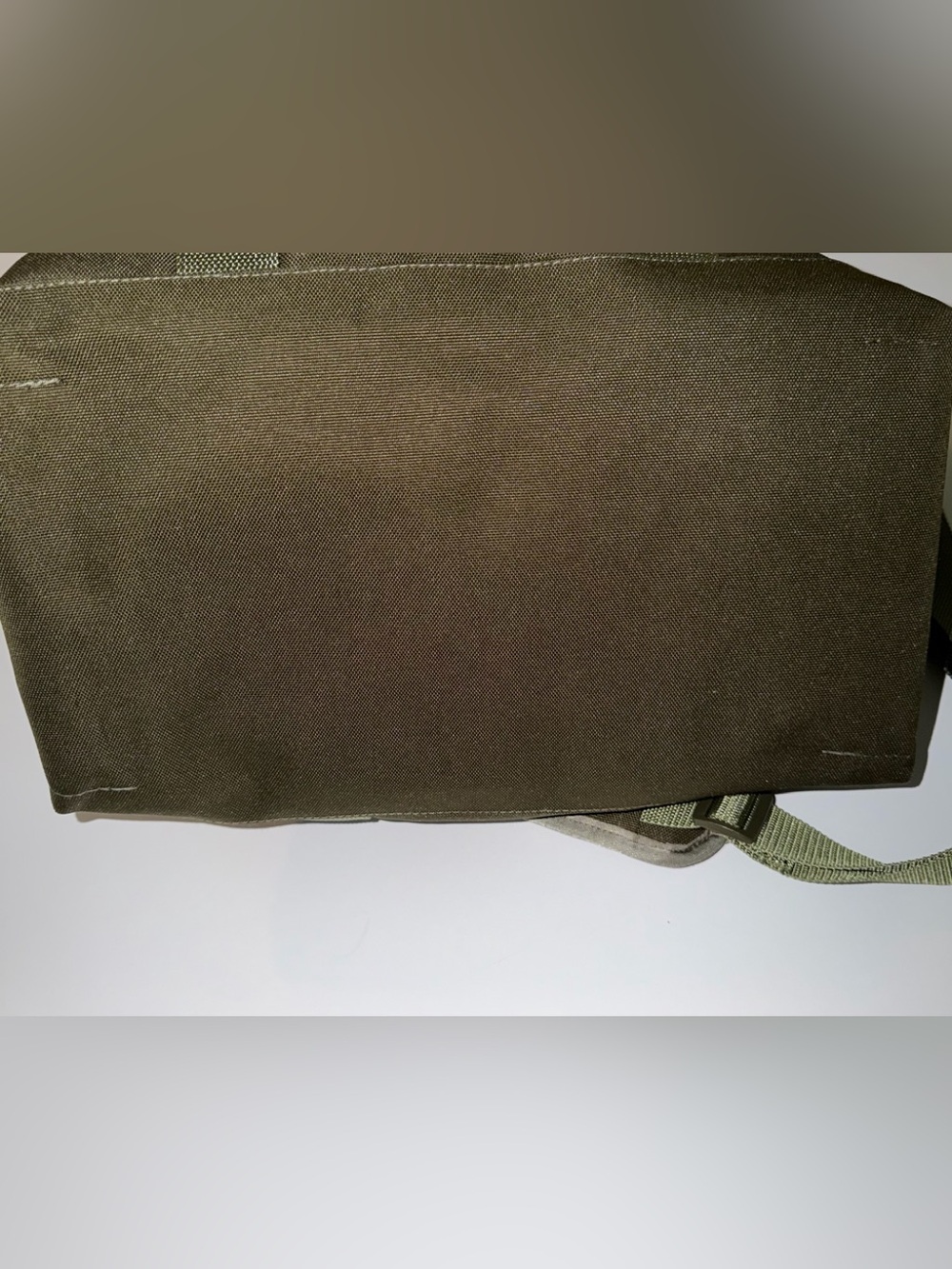 NWOT L.L. Bean LARGE Zip Hunter's Tote Bag With Strap - Picture 11 of 12